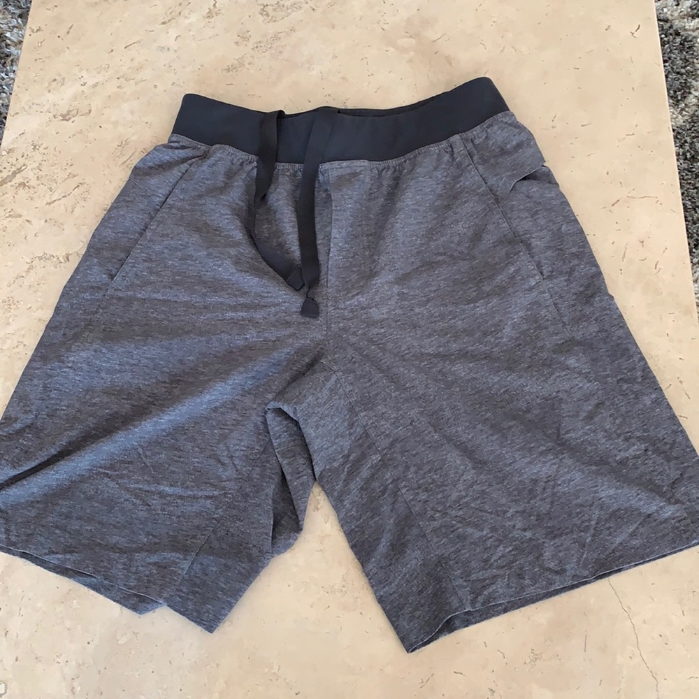 The short lululemon